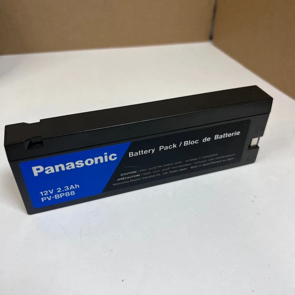 UNTESTED Panasonic OmniMovie VHS HQ Camcorder‎ PV-320 VTG Video Camera with Case